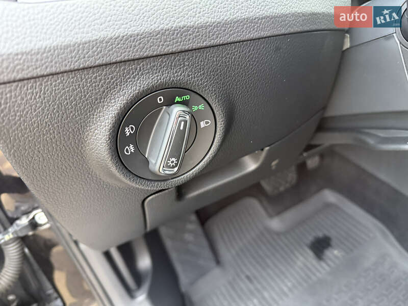 Универсал Skoda Superb 2021 в Мукачево