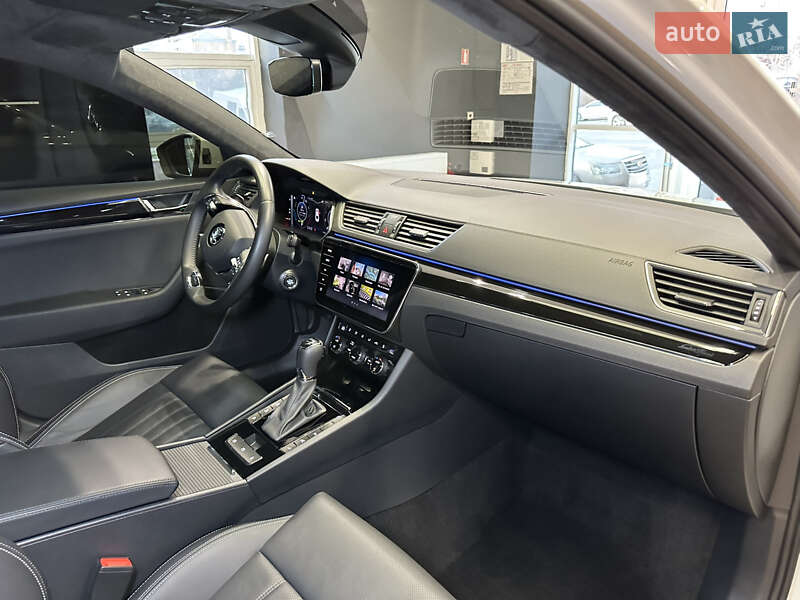 Ліфтбек Skoda Superb 2021 в Києві
