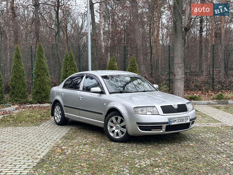 Ліфтбек Skoda Superb 2003 в Харкові фото Ліфтбек Skoda Superb 2003 в Харкові