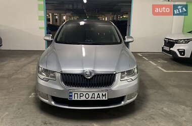 Лифтбек Skoda Superb 2013 в Виннице