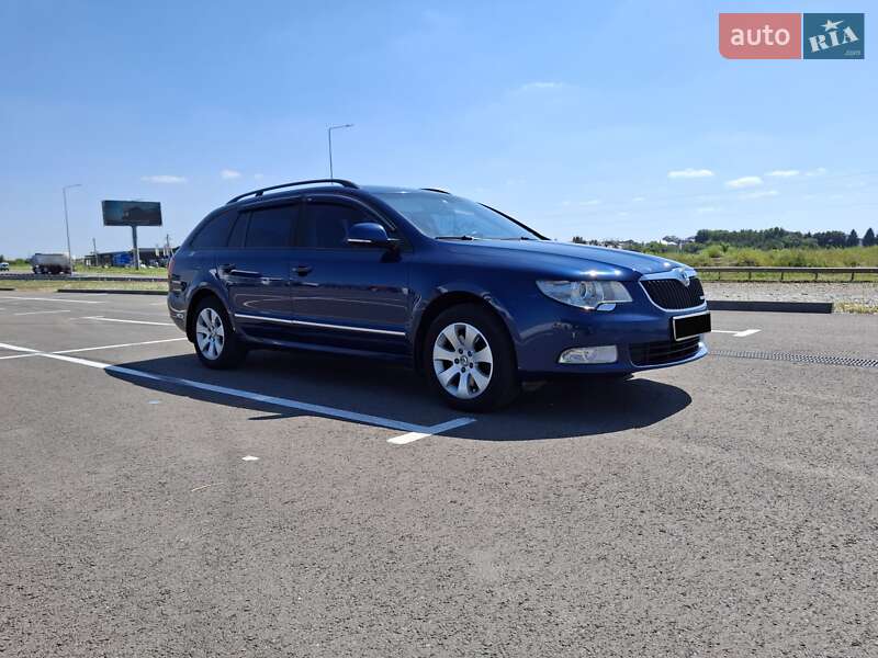 Skoda Superb 2012 Skoda Superb 2012