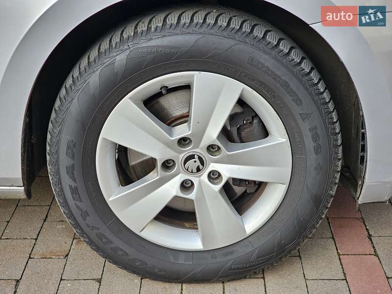 Універсал Skoda Superb 2016 в Києві фото 11 Універсал Skoda Superb 2016 в Києві