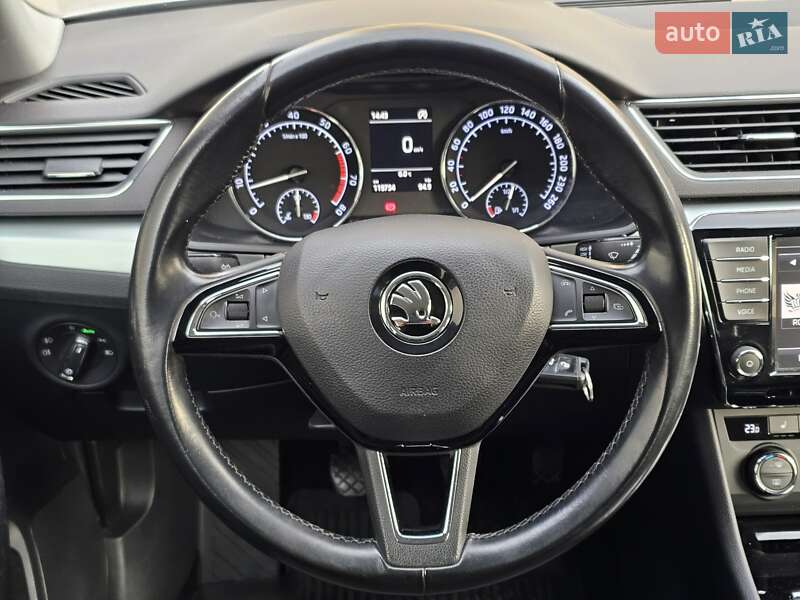 Універсал Skoda Superb 2016 в Києві фото 41 Універсал Skoda Superb 2016 в Києві