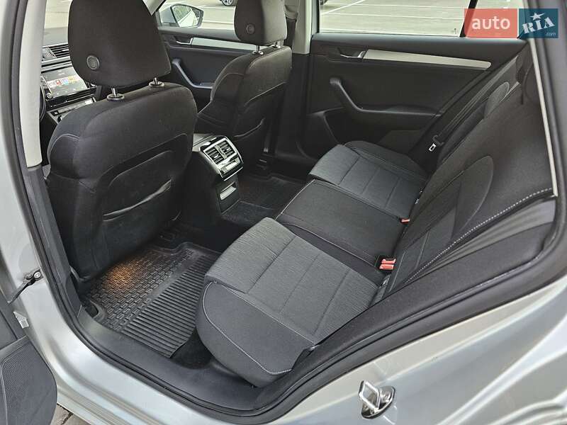 Універсал Skoda Superb 2016 в Києві фото 61 Універсал Skoda Superb 2016 в Києві