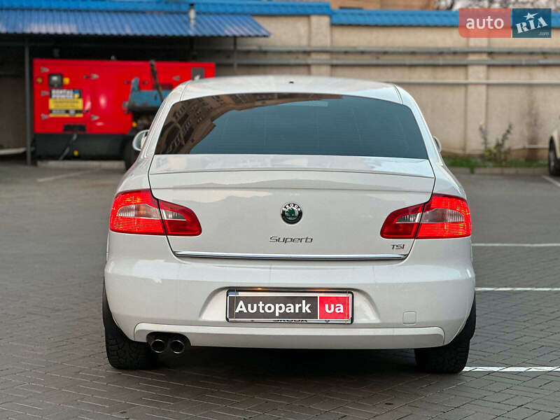 Лифтбек Skoda Superb 2012 в Одессе