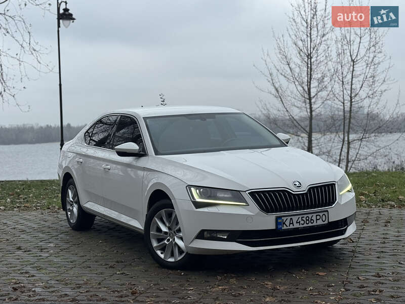 Ліфтбек Skoda Superb 2018 в Києві