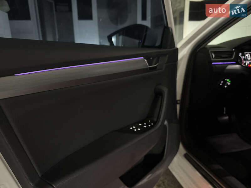 Ліфтбек Skoda Superb 2018 в Києві