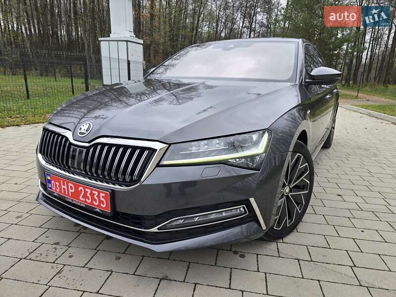 Лифтбек Skoda Superb 2021 в Ковеле