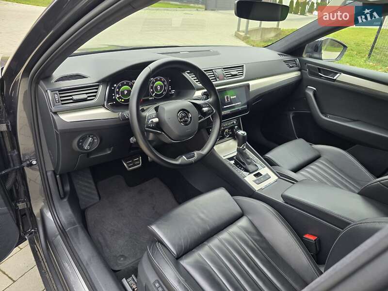Лифтбек Skoda Superb 2021 в Ковеле