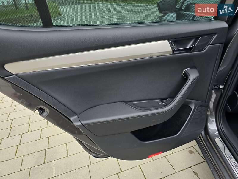 Лифтбек Skoda Superb 2021 в Ковеле