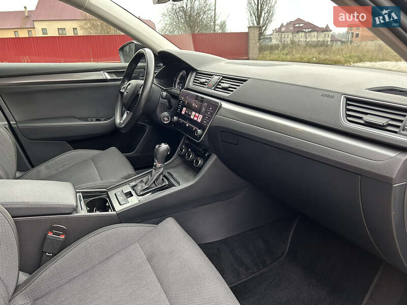 Лифтбек Skoda Superb 2019 в Тячеве фото 31 Лифтбек Skoda Superb 2019 в Тячеве