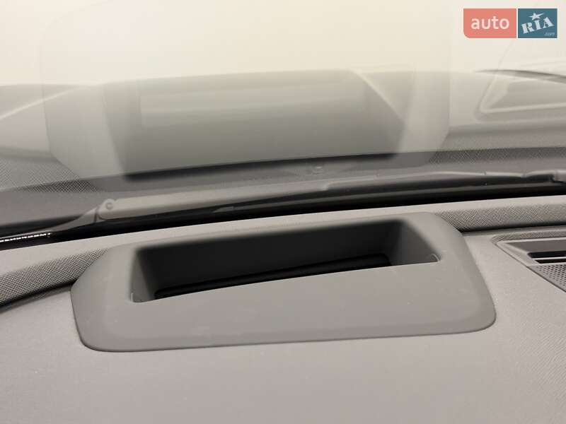 Лифтбек Skoda Superb 2025 в Киеве