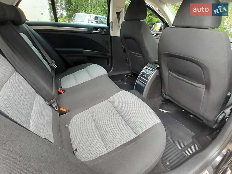 Лифтбек Skoda Superb 2008 в Самборе