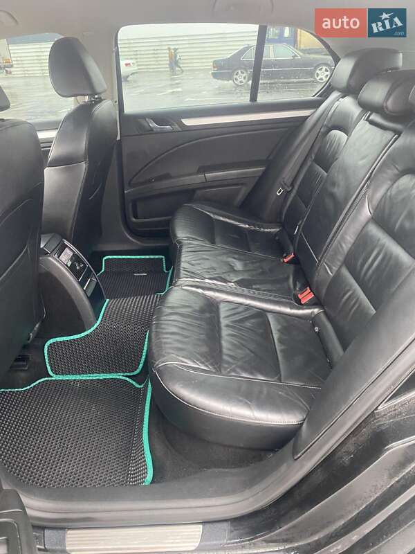 Ліфтбек Skoda Superb 2009 в Львові