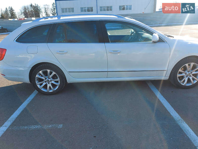 Универсал Skoda Superb 2012 в Звягеле фото 3 Универсал Skoda Superb 2012 в Звягеле