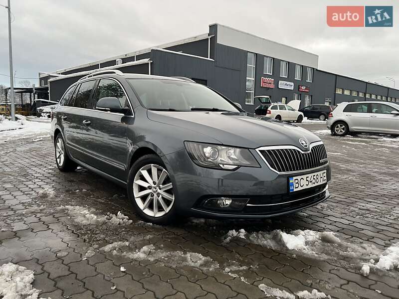 Універсал Skoda Superb 2014 в Стрию