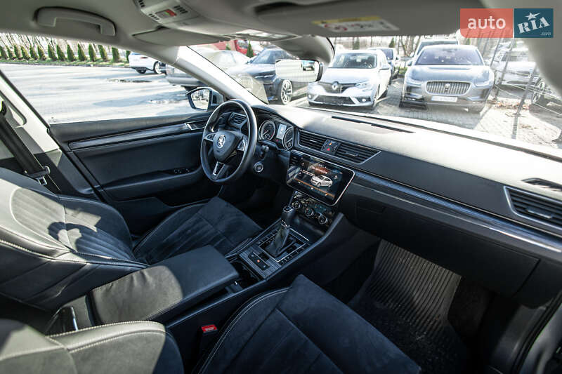 Ліфтбек Skoda Superb 2020 в Львові