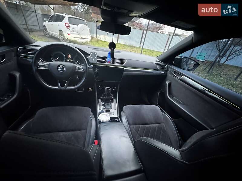 Універсал Skoda Superb 2018 в Сваляві