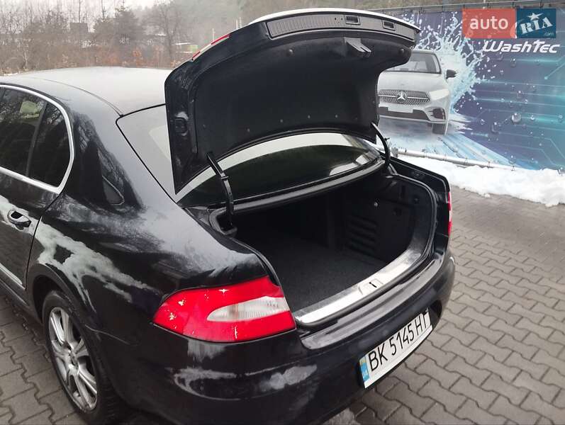 Лифтбек Skoda Superb 2008 в Львове