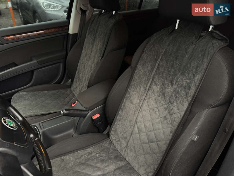 Лифтбек Skoda Superb 2013 в Умани