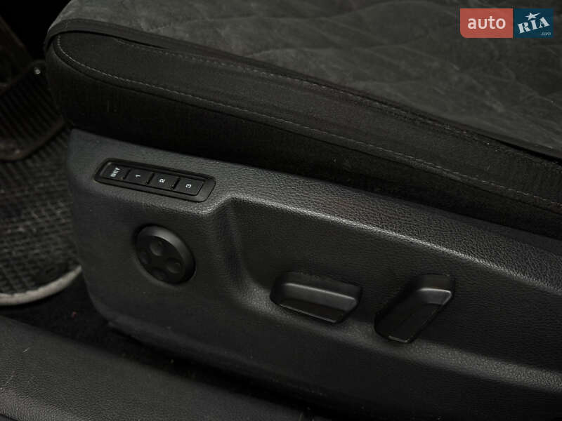 Лифтбек Skoda Superb 2013 в Умани