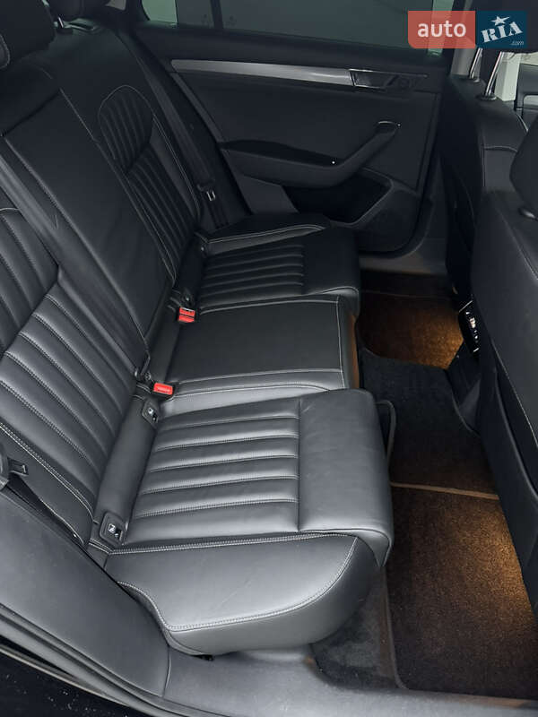 Универсал Skoda Superb 2020 в Киеве