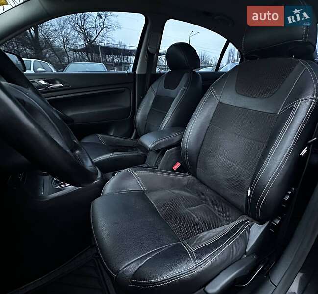 Лифтбек Skoda Superb 2006 в Харькове