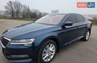 Лифтбек Skoda Superb 2021 в Кропивницком