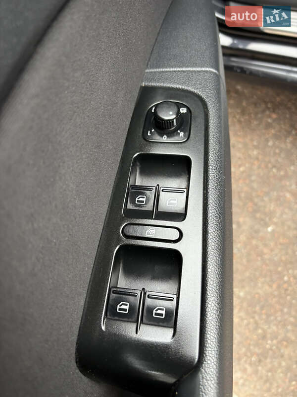 Універсал Skoda Superb 2014 в Житомирі