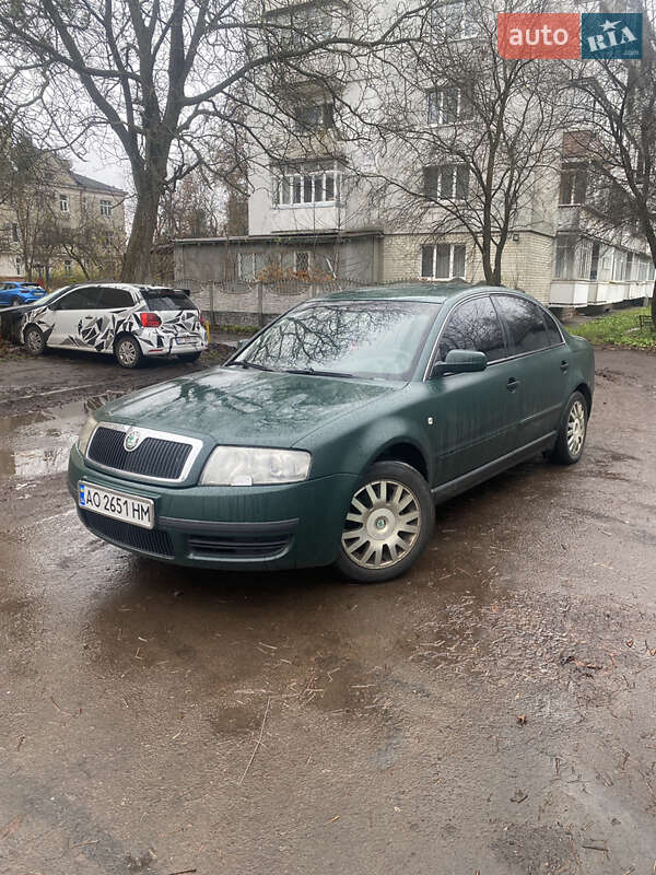 Skoda Superb 2004 Skoda Superb 2004