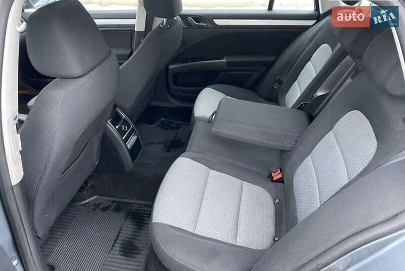 Універсал Skoda Superb 2013 в Ярмолинцях