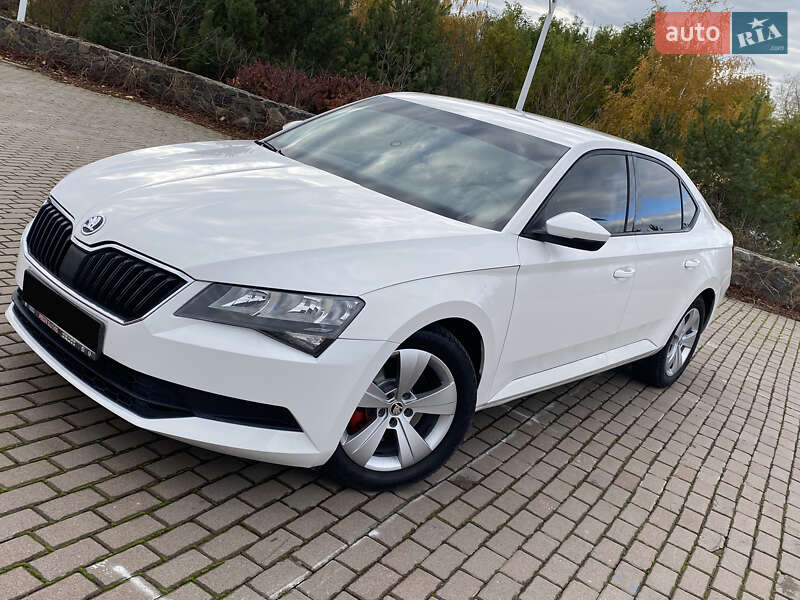 Ліфтбек Skoda Superb 2016 в Вінниці