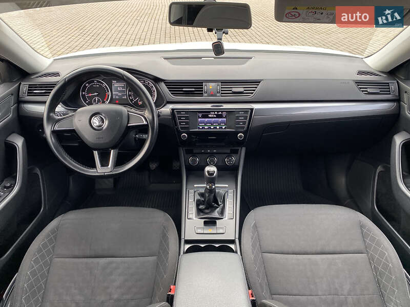 Ліфтбек Skoda Superb 2016 в Вінниці