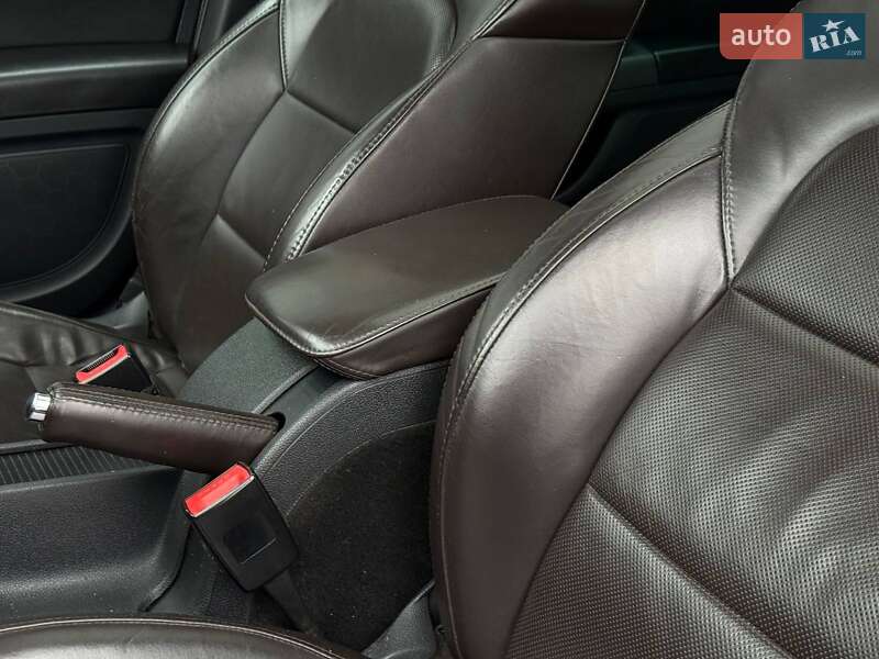 Универсал Skoda Superb 2012 в Ровно фото 29 Универсал Skoda Superb 2012 в Ровно