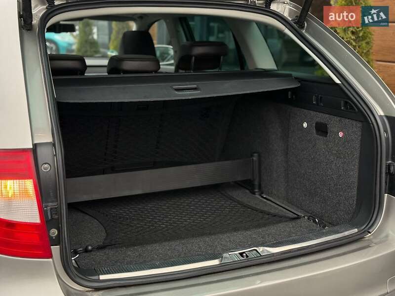 Универсал Skoda Superb 2012 в Ровно фото 64 Универсал Skoda Superb 2012 в Ровно