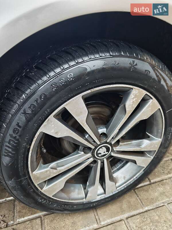 Лифтбек Skoda Superb 2004 в Сумах фото 2 Лифтбек Skoda Superb 2004 в Сумах