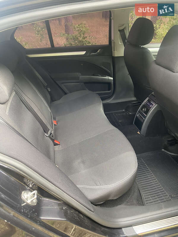 Лифтбек Skoda Superb 2013 в Мироновке