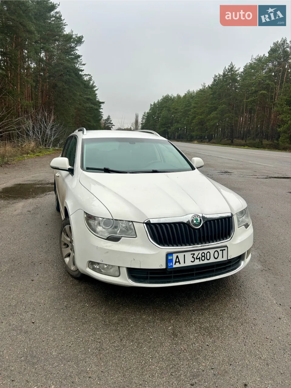 2010 Skoda Superb - мініатюра 13
