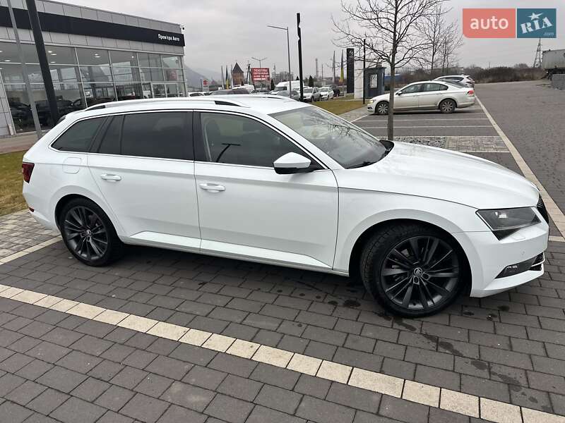 Універсал Skoda Superb 2017 в Мукачевому