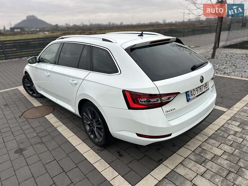 Універсал Skoda Superb 2017 в Мукачевому