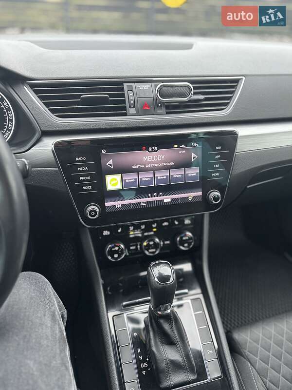 Універсал Skoda Superb 2017 в Мукачевому