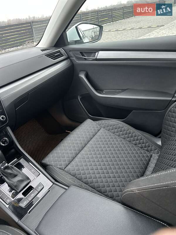 Універсал Skoda Superb 2017 в Мукачевому