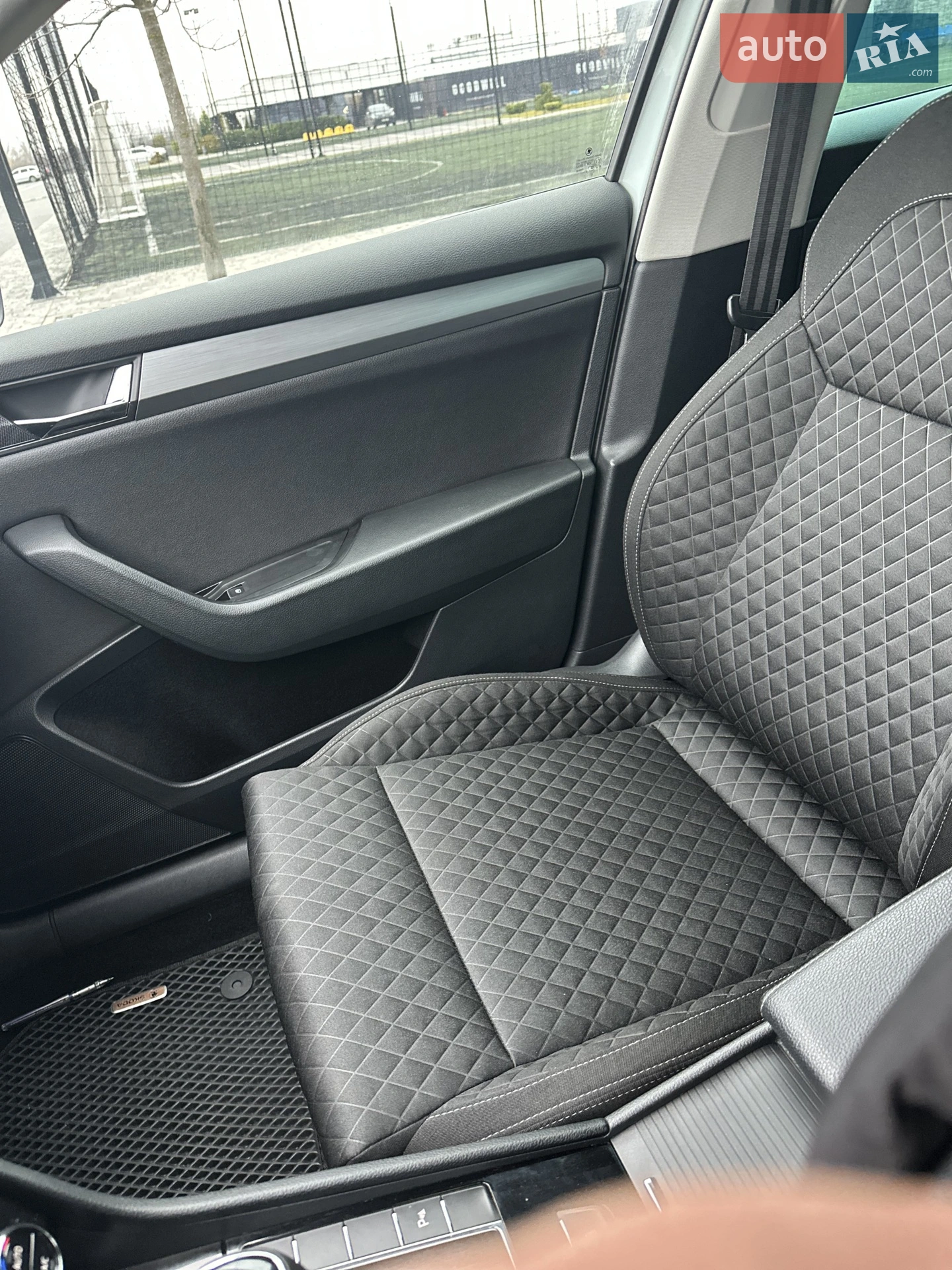 2017 Skoda Superb - мініатюра 33