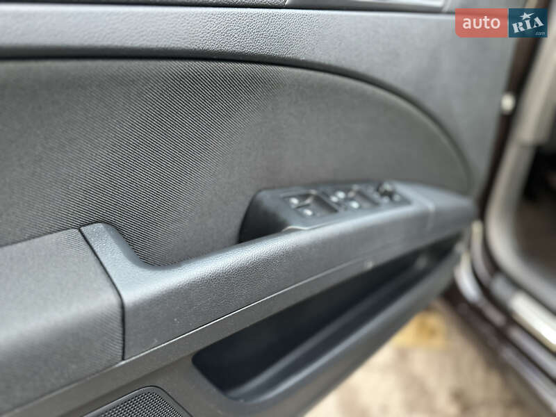 Універсал Skoda Superb 2014 в Дрогобичі фото 105 Універсал Skoda Superb 2014 в Дрогобичі