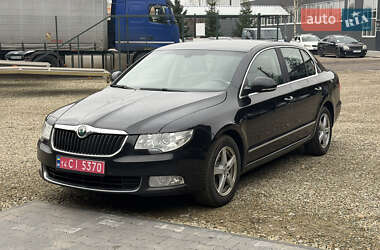Ліфтбек Skoda Superb 2011 в Калуші