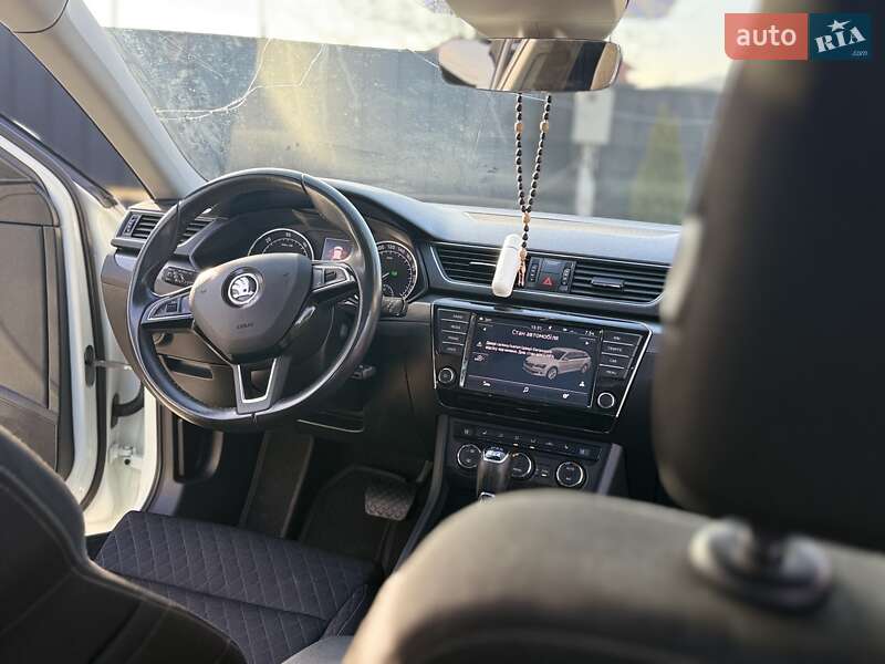 Универсал Skoda Superb 2017 в Хусте