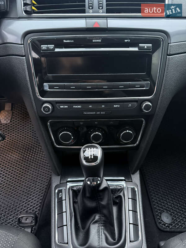 Лифтбек Skoda Superb 2011 в Житомире