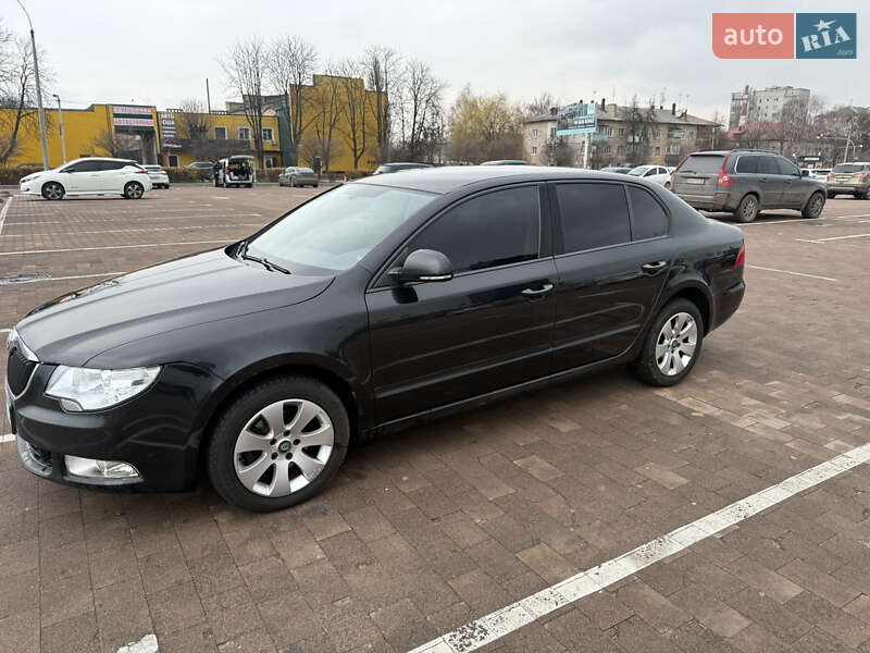 Лифтбек Skoda Superb 2011 в Житомире