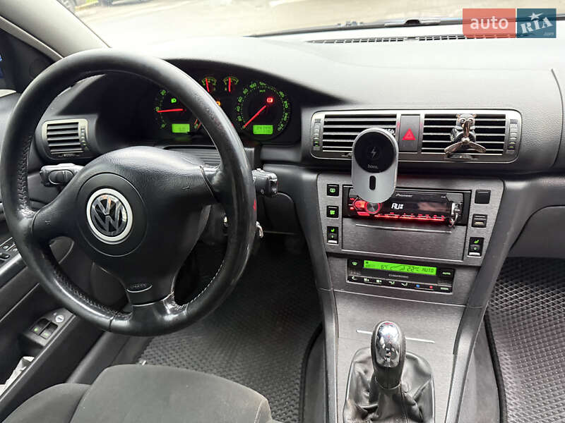 Ліфтбек Skoda Superb 2002 в Львові