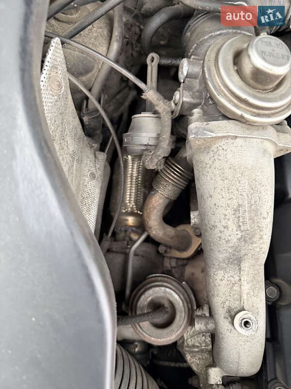 Ліфтбек Skoda Superb 2002 в Львові